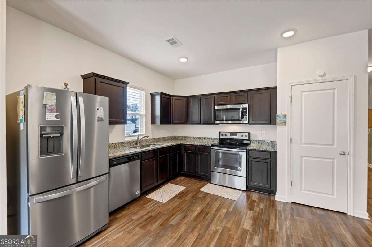 7250 Lacey Drive Douglasville - Photo 8