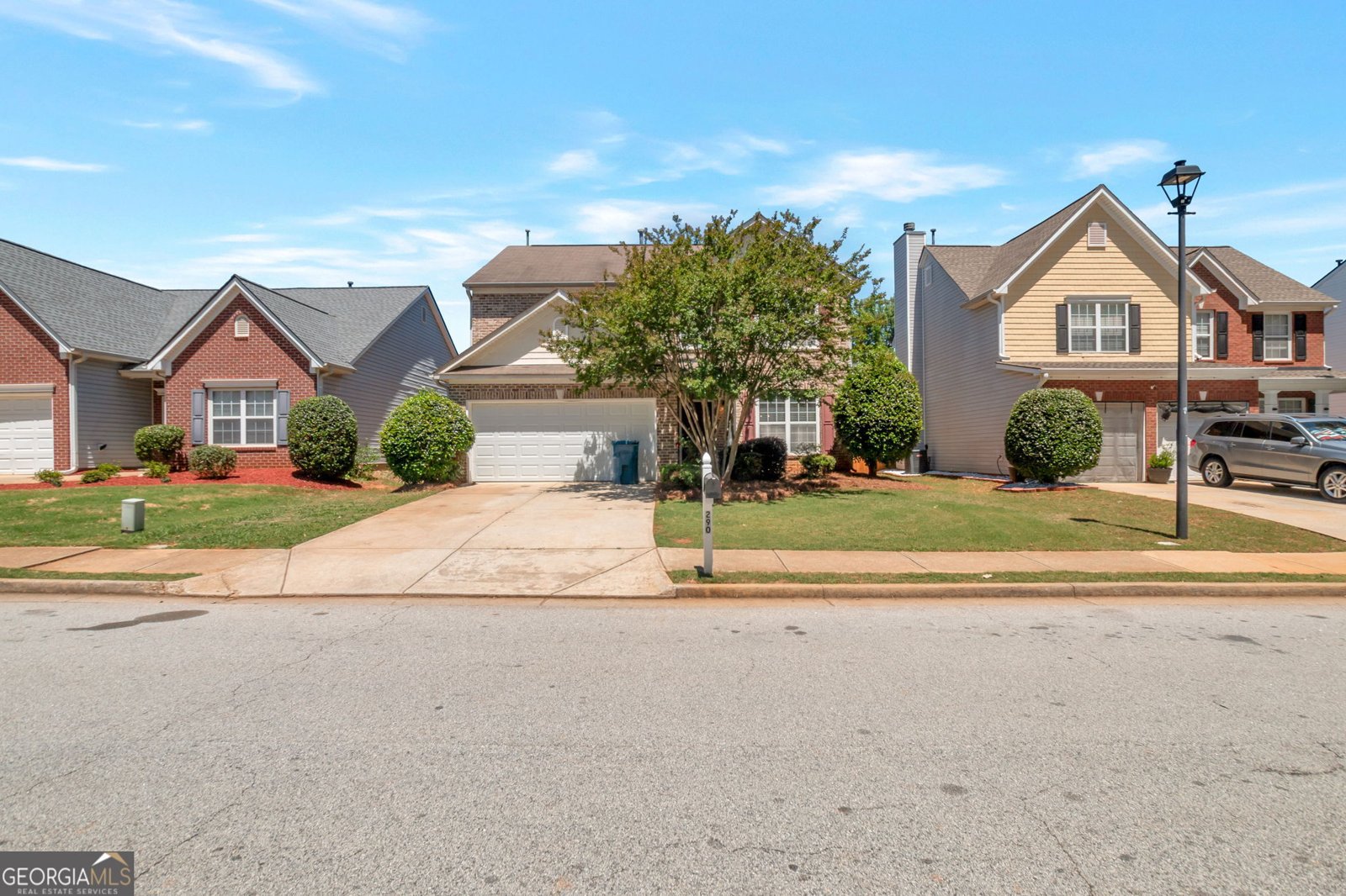 290 Clairidge Dr Lawrenceville - main photo
