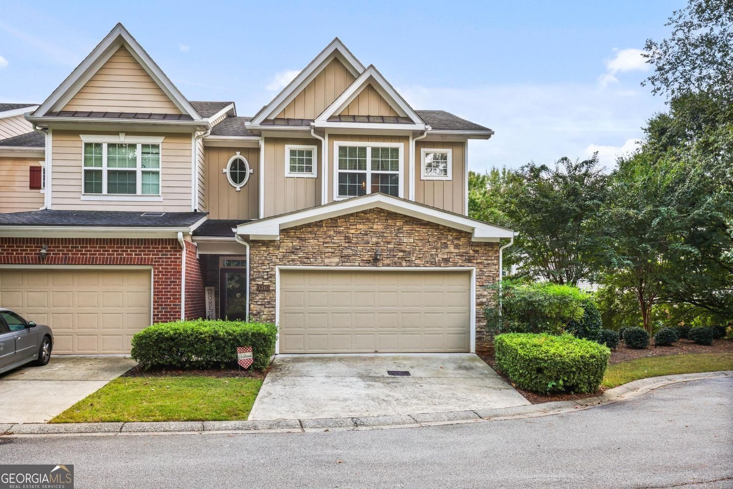 1241 Gates Mill Drive Kennesaw - main photo