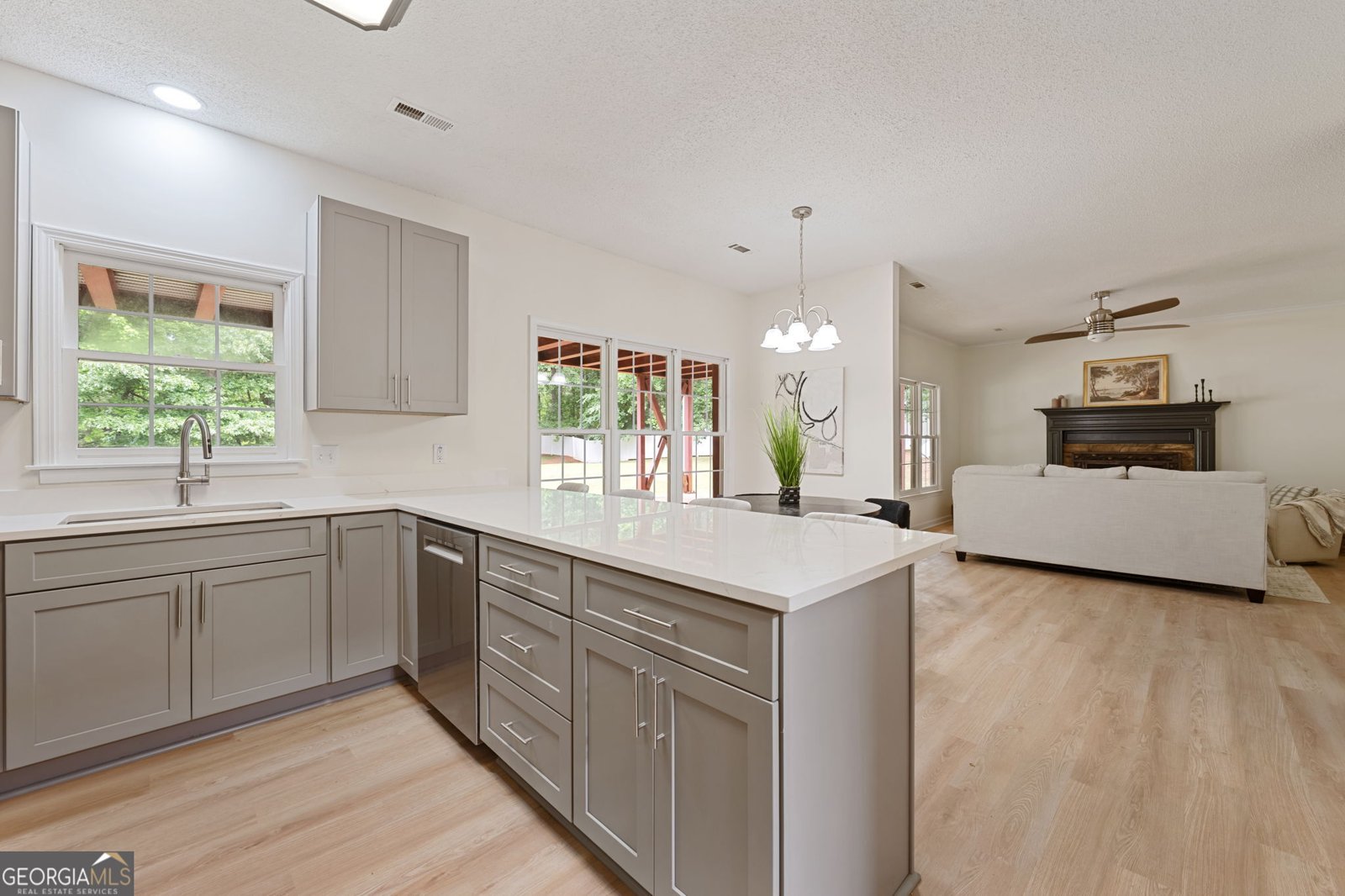 262 Barrington Farms Parkway Sharpsburg - Photo 14
