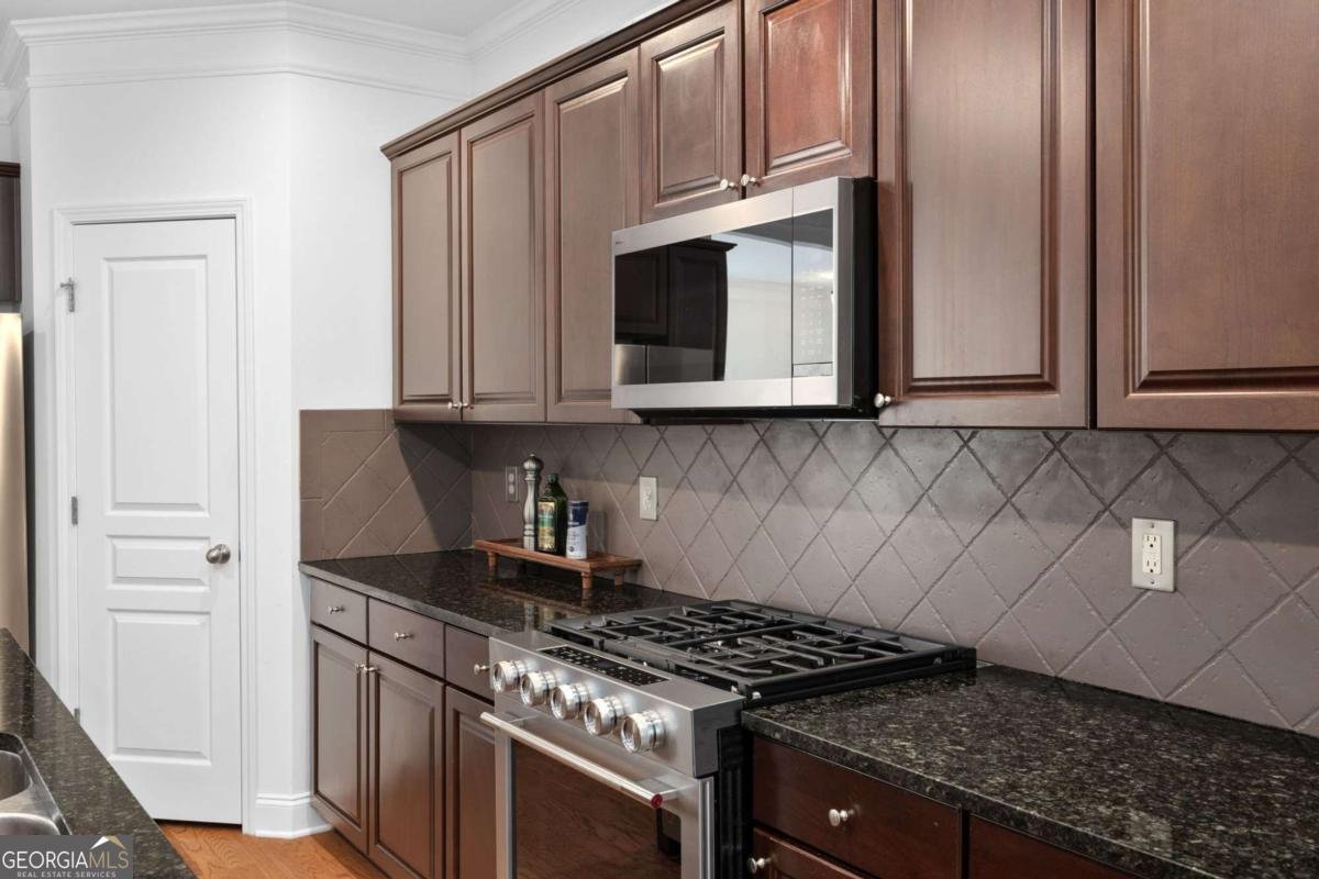 9009 Woodland Trail Alpharetta - Photo 8