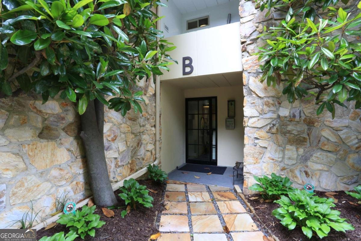2632 Peachtree Road Atlanta - Photo 16