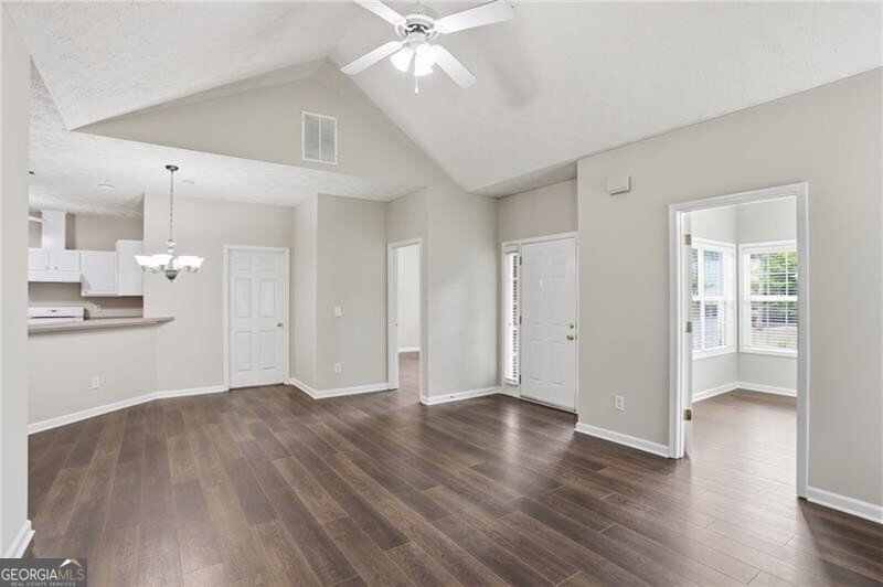 3703 Villa Springs Circle Powder Springs - Photo 10