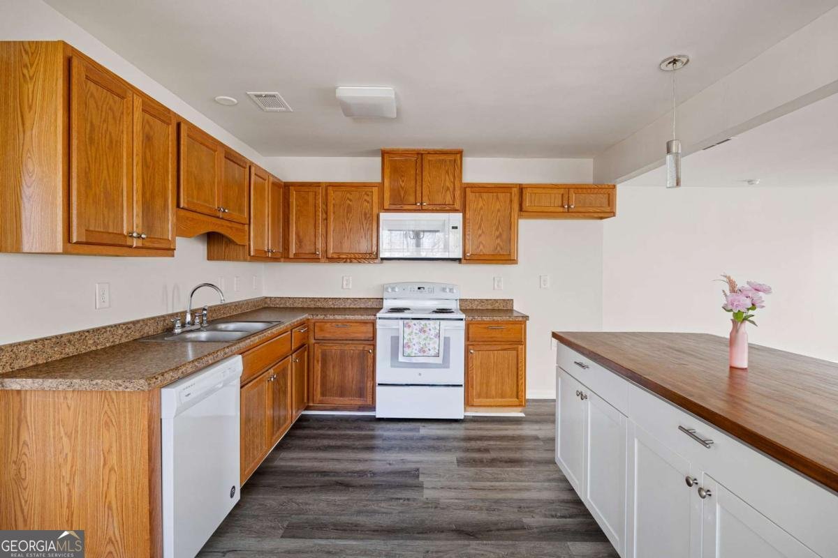 415 Heritage Woodstock - Photo 12