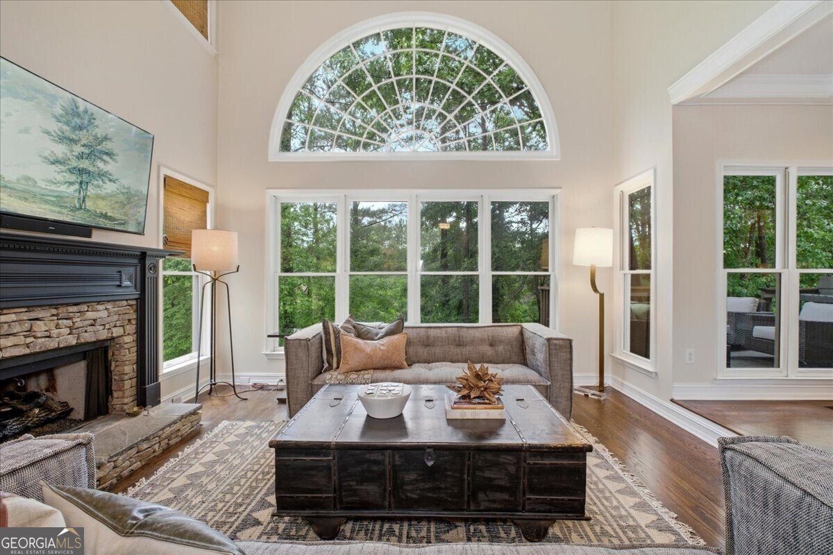 1021 Towne Lake Hills Woodstock - Photo 14