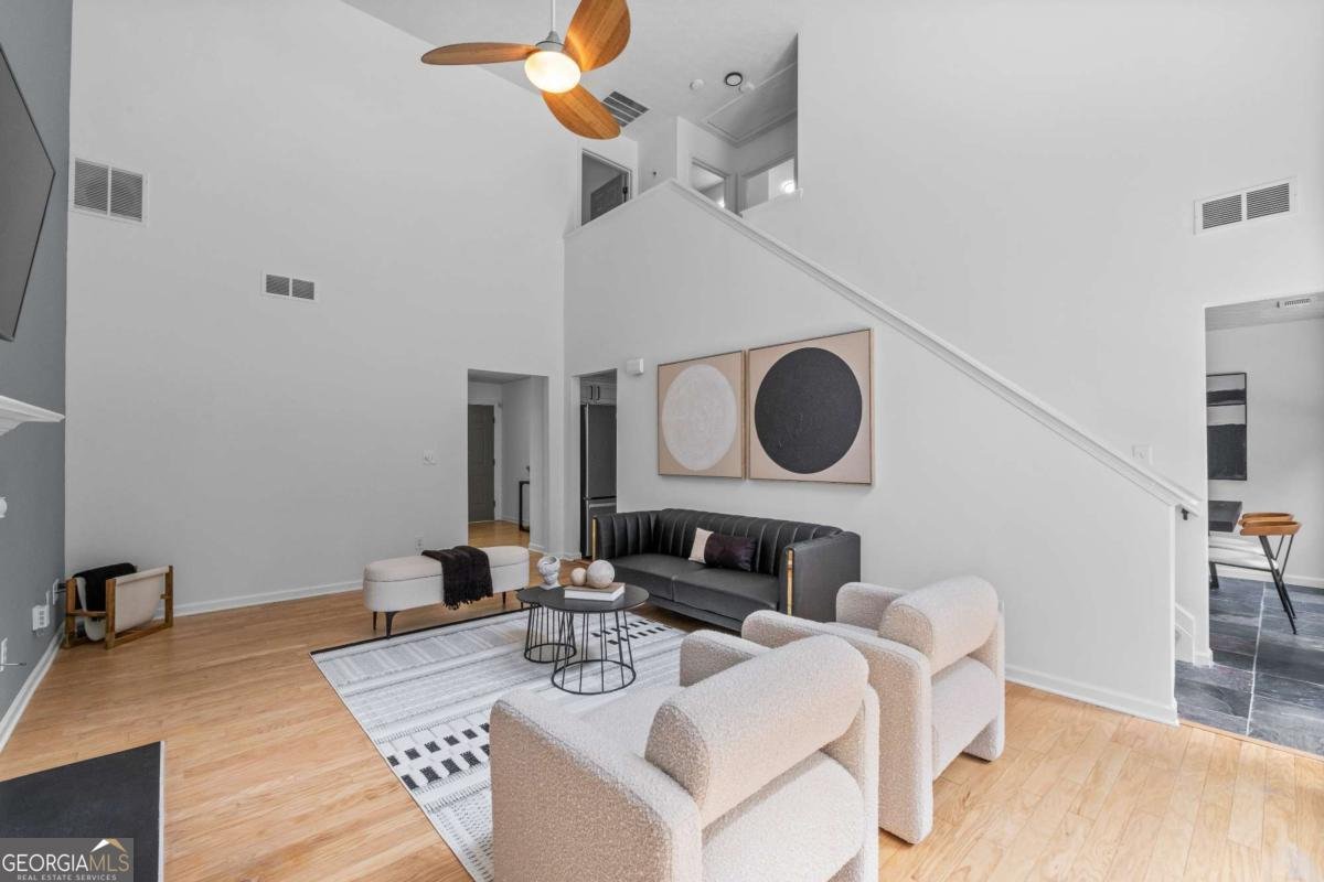 1484 GATES Circle Atlanta - Photo 10