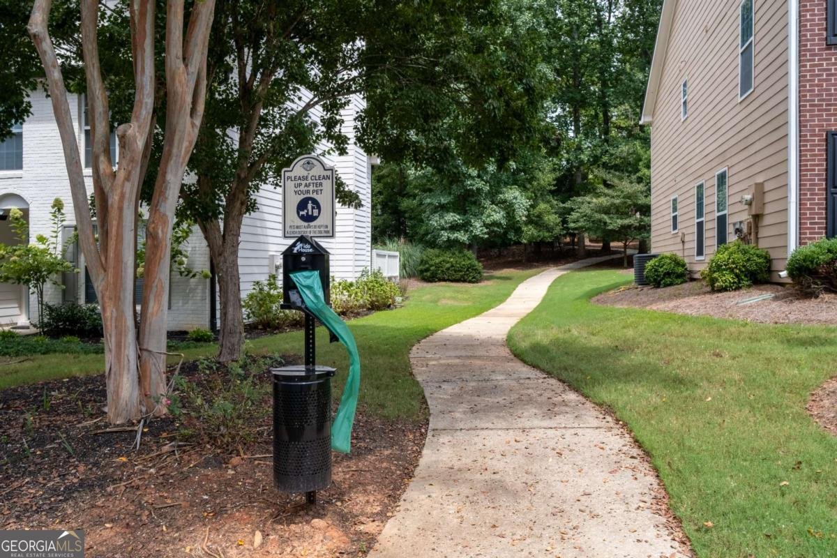 1484 GATES Circle Atlanta - Photo 29