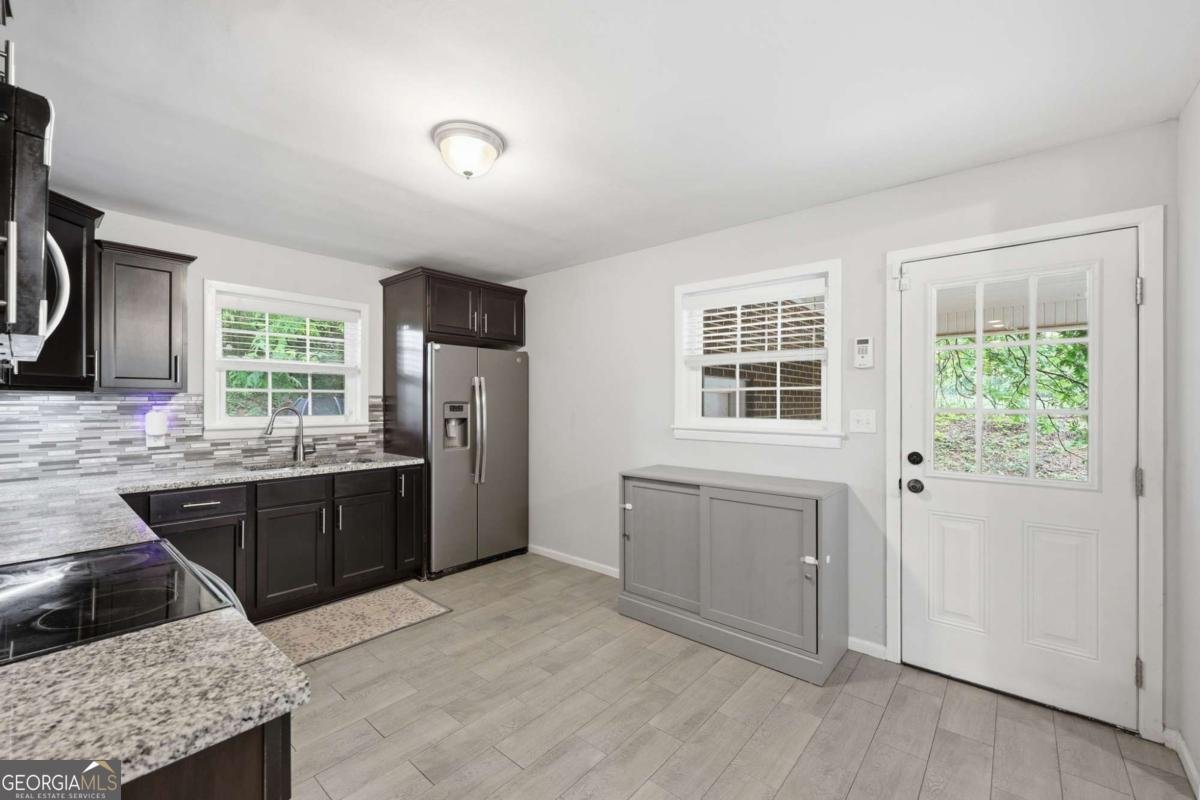 1237 Enota Drive Gainesville - Photo 10