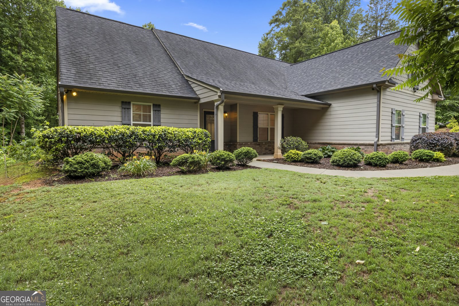 717 Oconee Lane Commerce - main photo