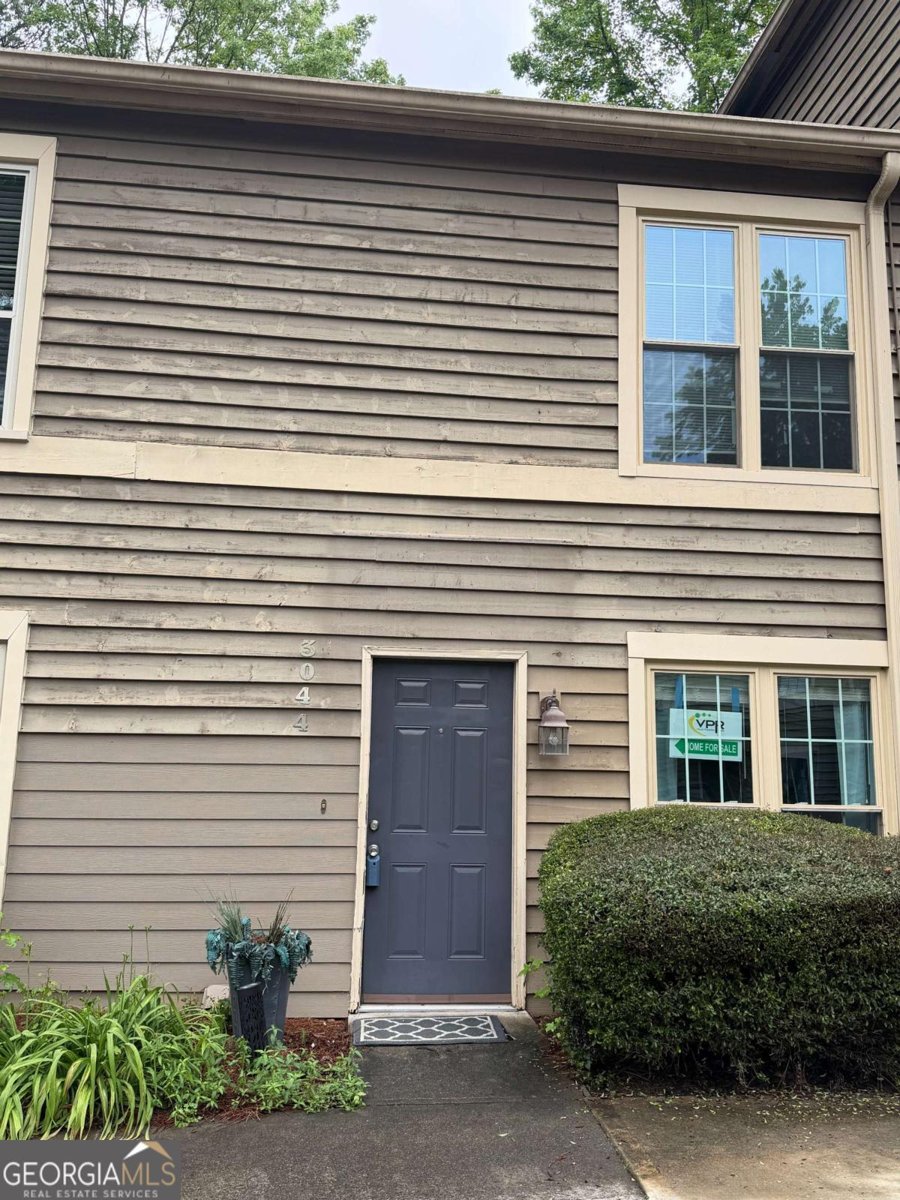 3044 Steeplechase dr Alpharetta - main photo