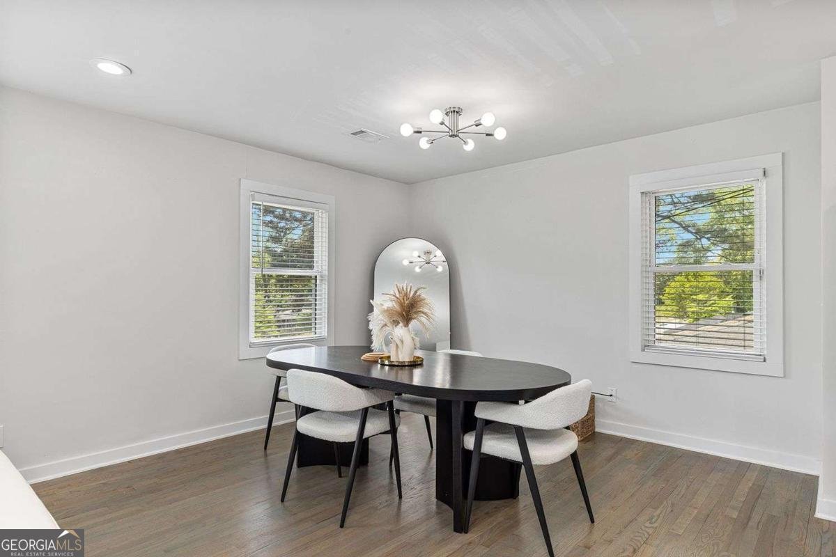 2353 Larchwood Road Atlanta - Photo 7