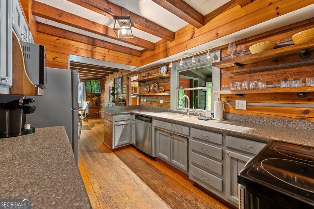 916 Old Cashes Valley Road Blue Ridge - Photo 21