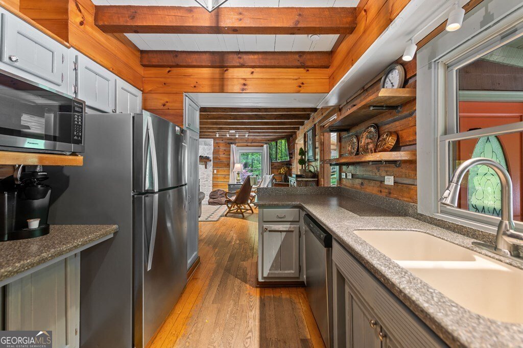916 Old Cashes Valley Road Blue Ridge - Photo 22