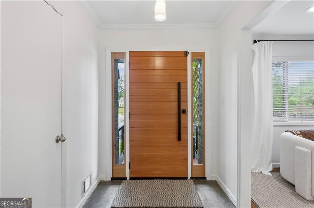560 Spalding Drive Atlanta - Photo 6