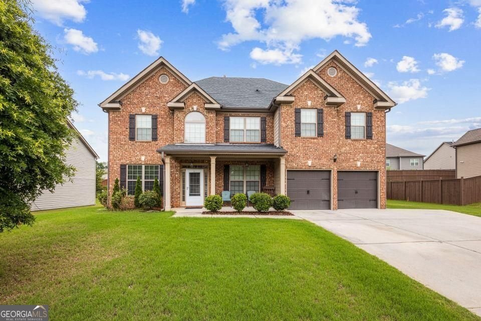 425 Sawgrass View Fairburn - main photo