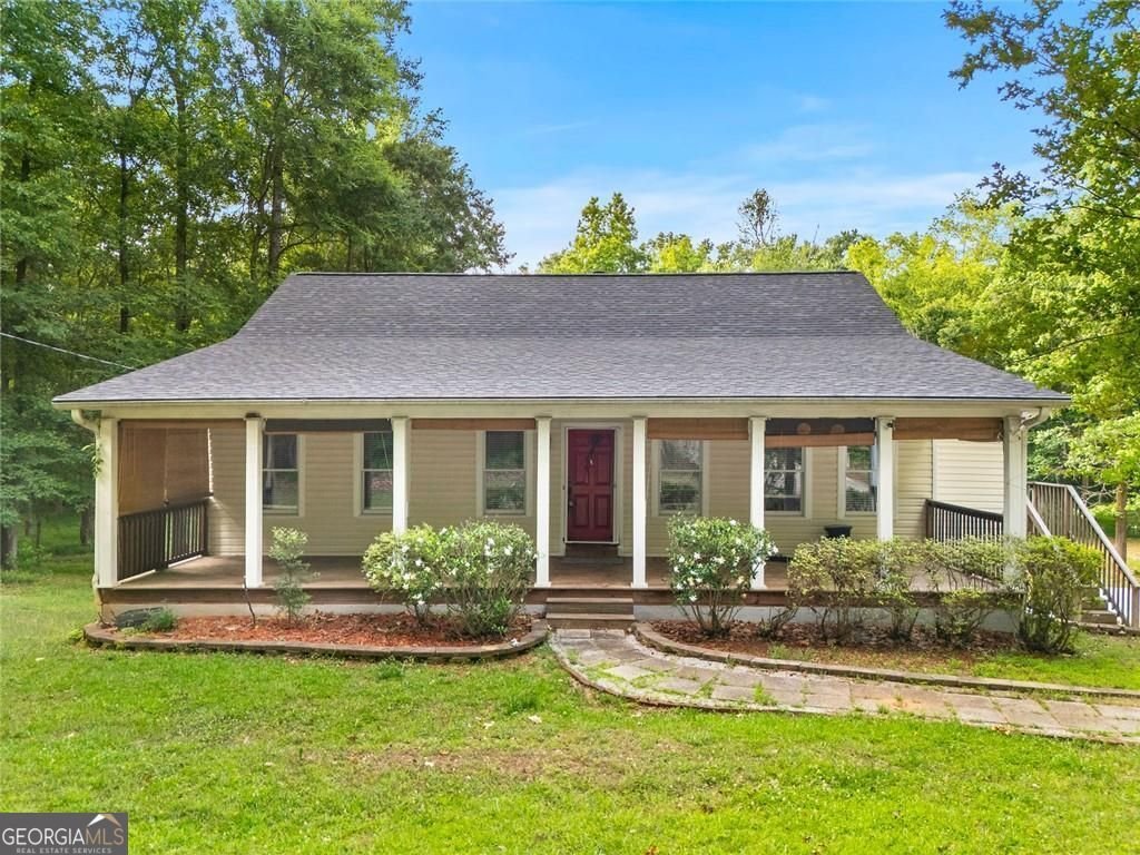 65 Wynfield Drive Stockbridge - main photo