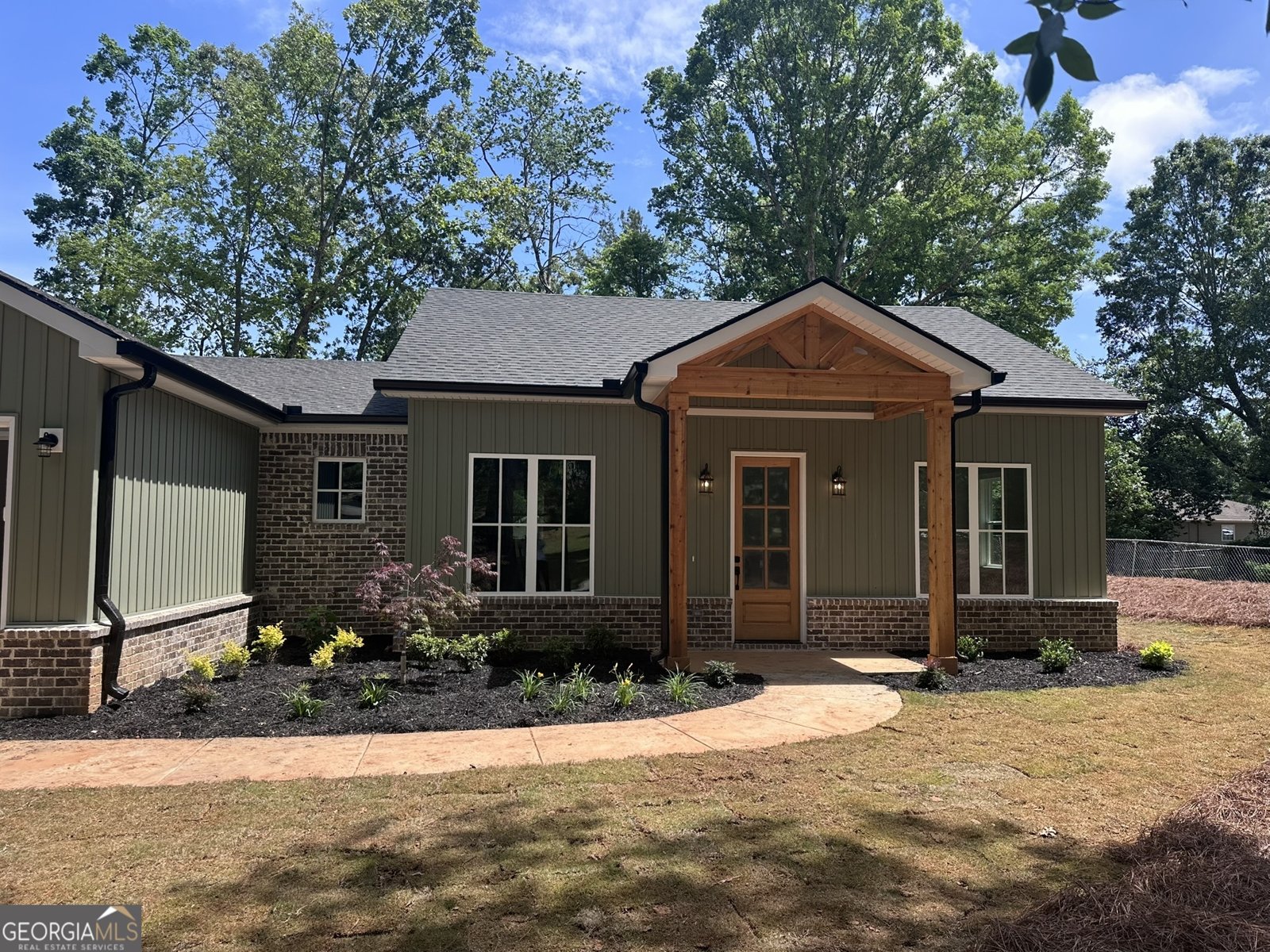 3476 Mill Stone Drive Gainesville - main photo