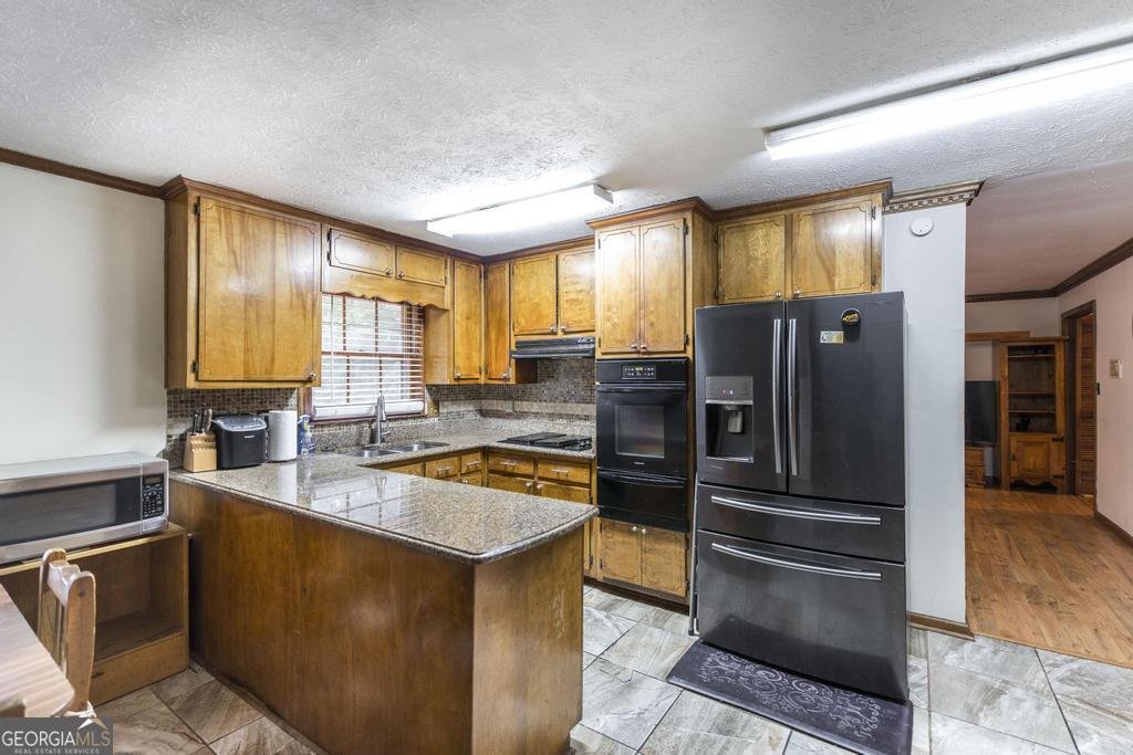 411 Hickory Lane Griffin - Photo 13