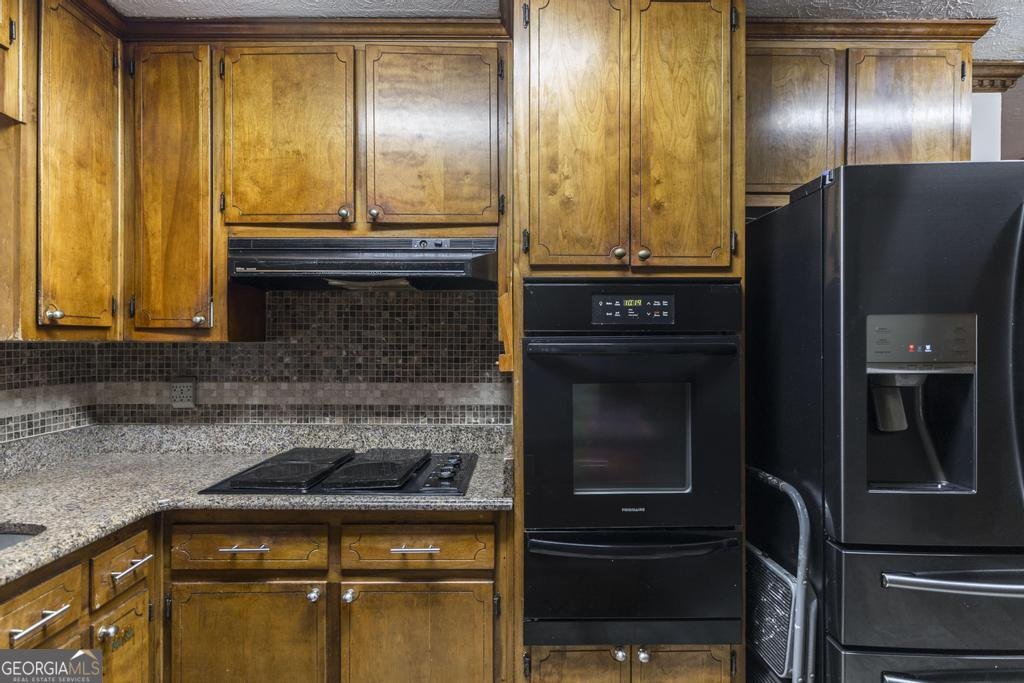 411 Hickory Lane Griffin - Photo 14