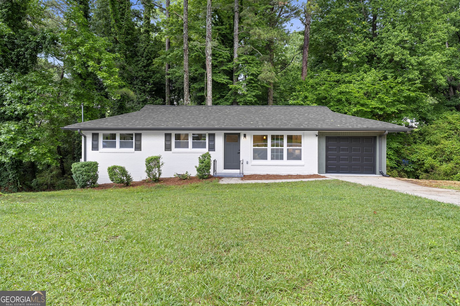 2849 Belleau Lane Atlanta - main photo