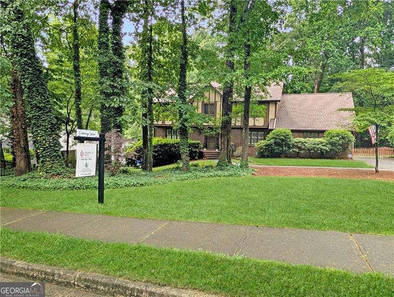 4669 Karls Gate Drive Marietta - main photo