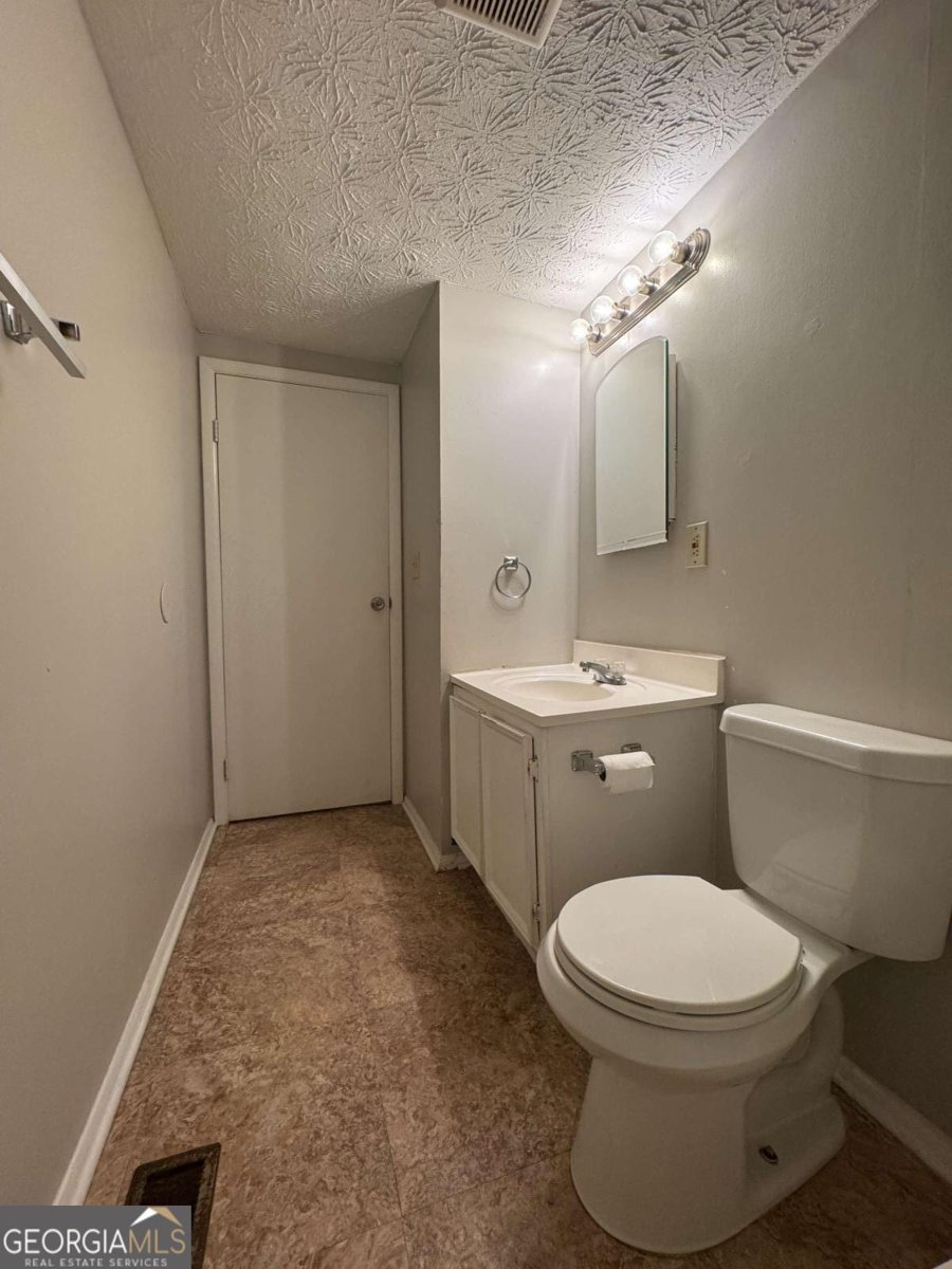 1882 CORDUROY Court Lithonia - Photo 12