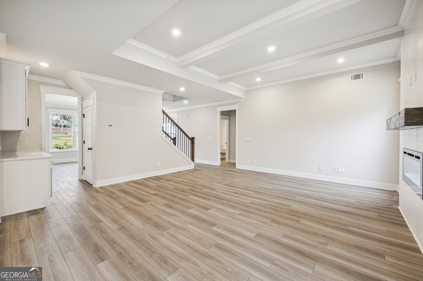 548 Winding Rose Drive Hoschton - Photo 6