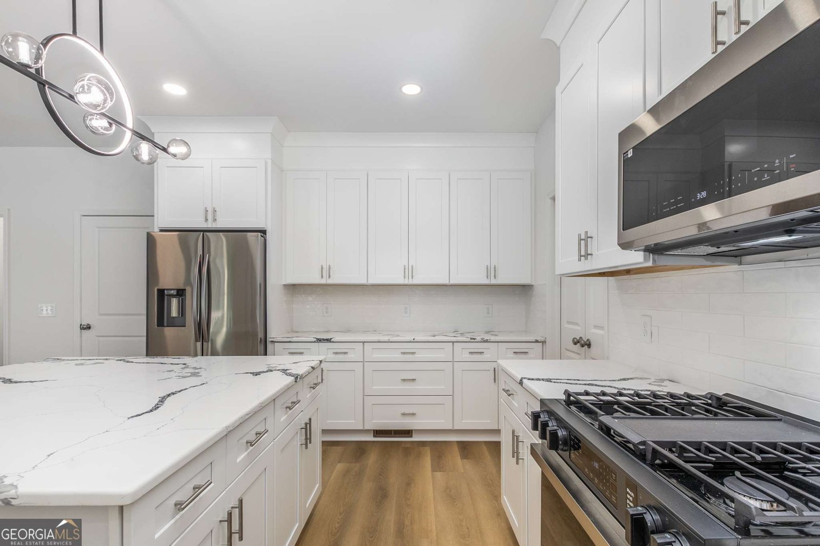 9135 Fox Trail Lane Gainesville - Photo 13