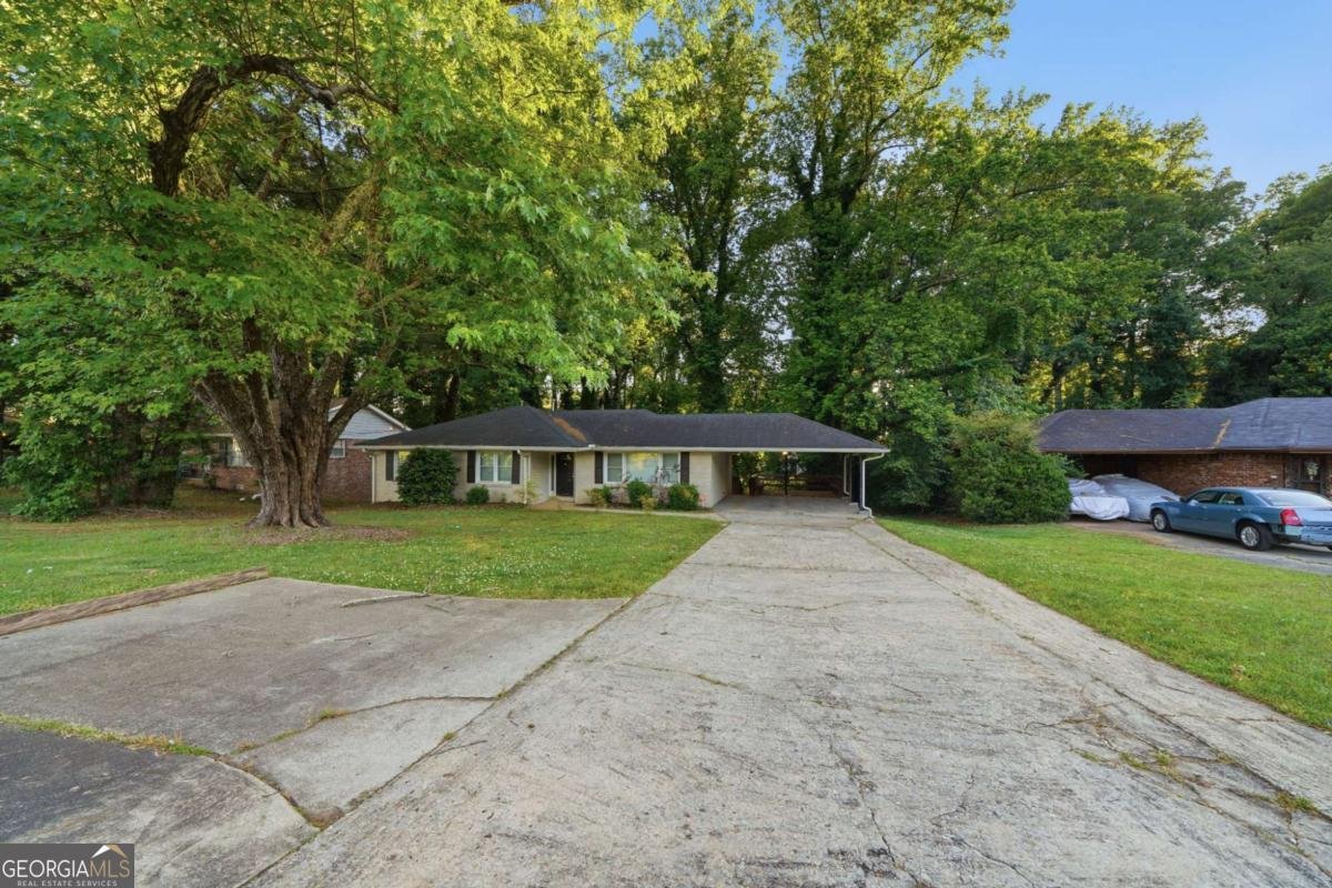 2275 Clifton Springs Road Decatur - main photo