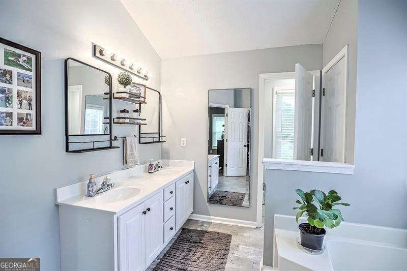6145 Devonshire Drive Flowery Branch - Photo 22