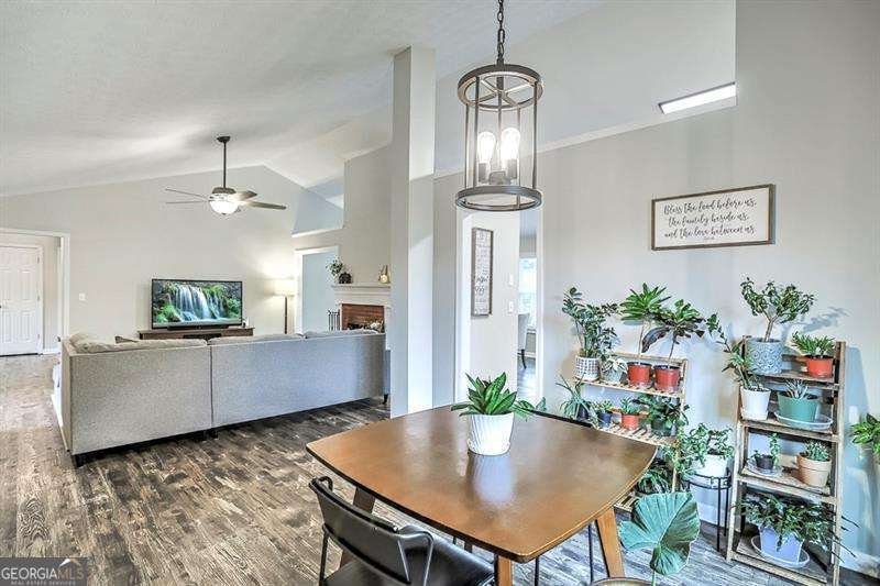 6145 Devonshire Drive Flowery Branch - Photo 7
