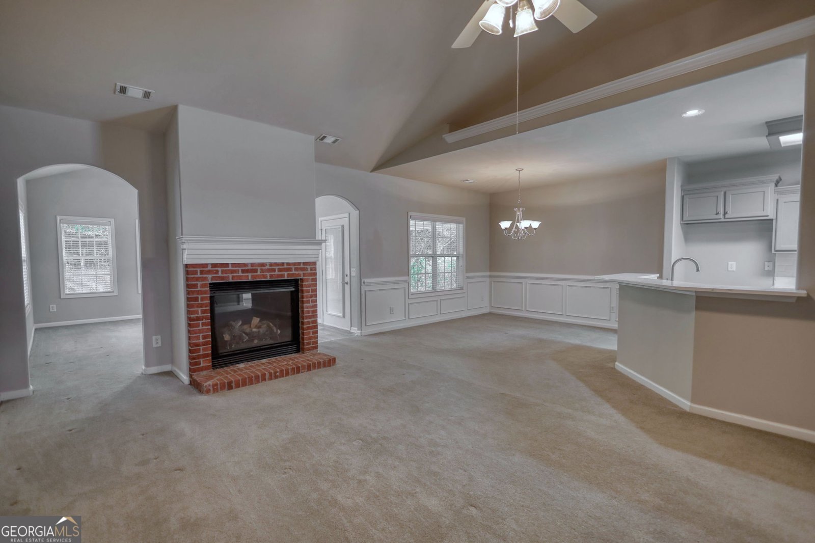 339 Crossroads Drive Social Circle - Photo 8