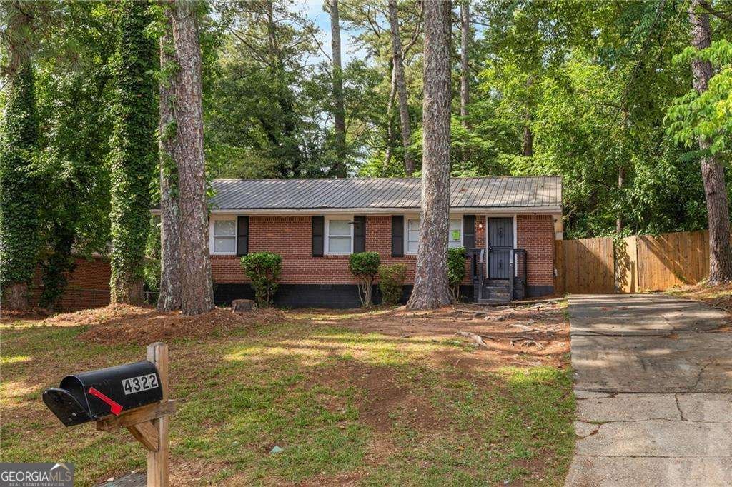 4322 Glenwood Parkway Decatur - main photo