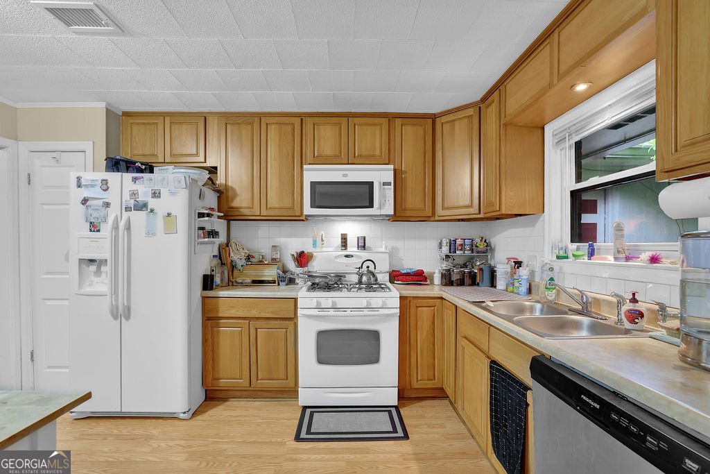 1775 Crestridge Drive Marietta - Photo 11