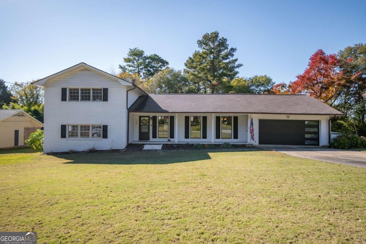 135 Tara Way Athens - main photo
