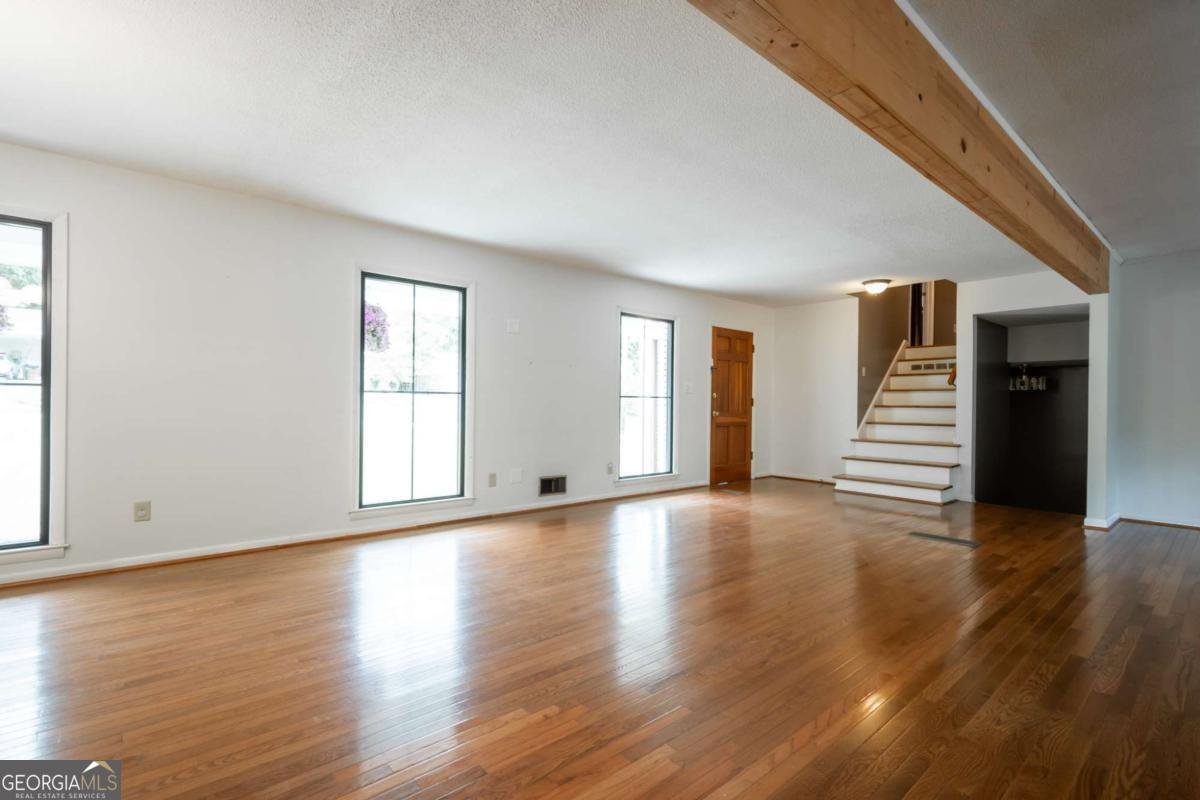 135 Tara Way Athens - Photo 9