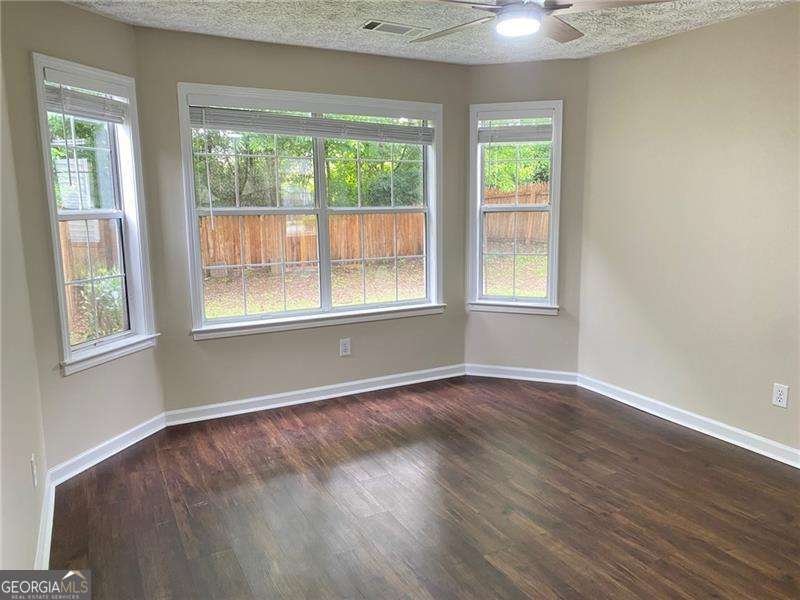 2668 Laurel Lane Kennesaw - Photo 7