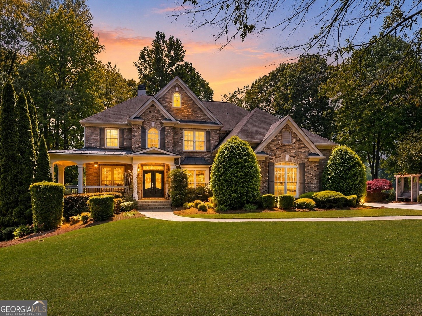 5640 Lake Oak Landing Cumming - main photo