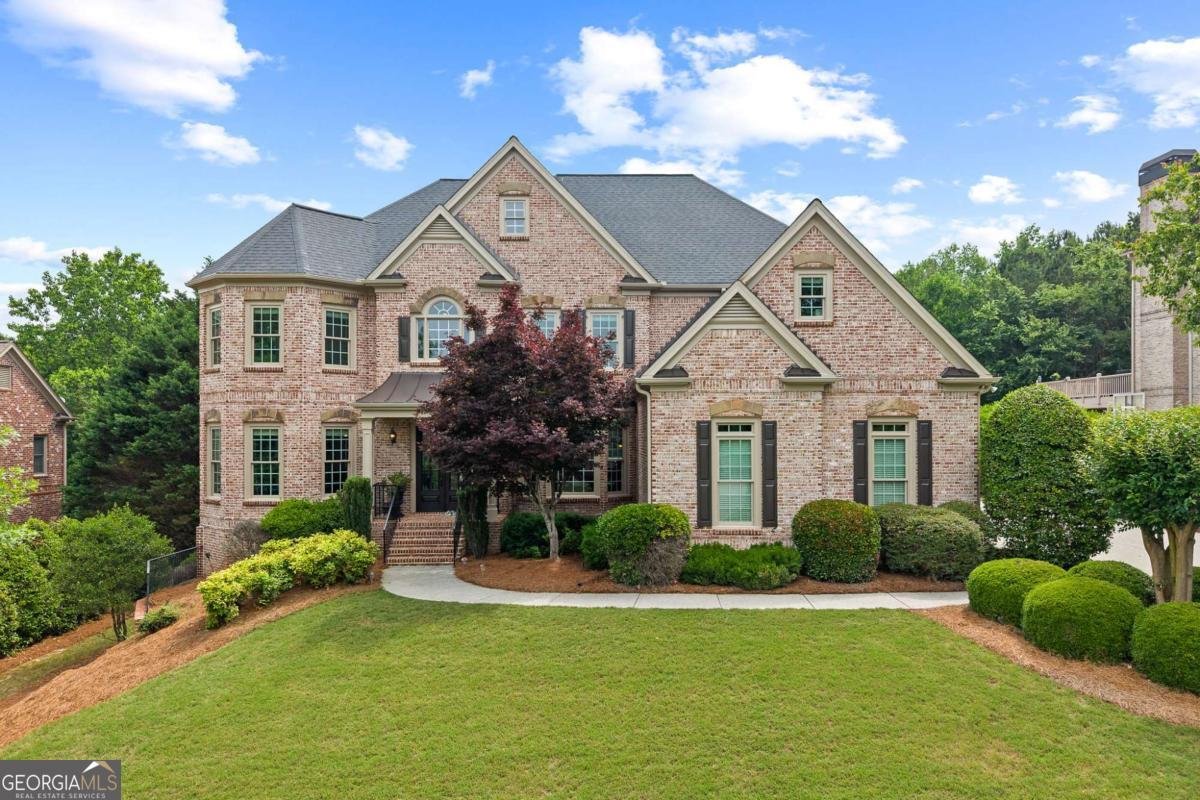 1068 Windermere Crossing Cumming - main photo