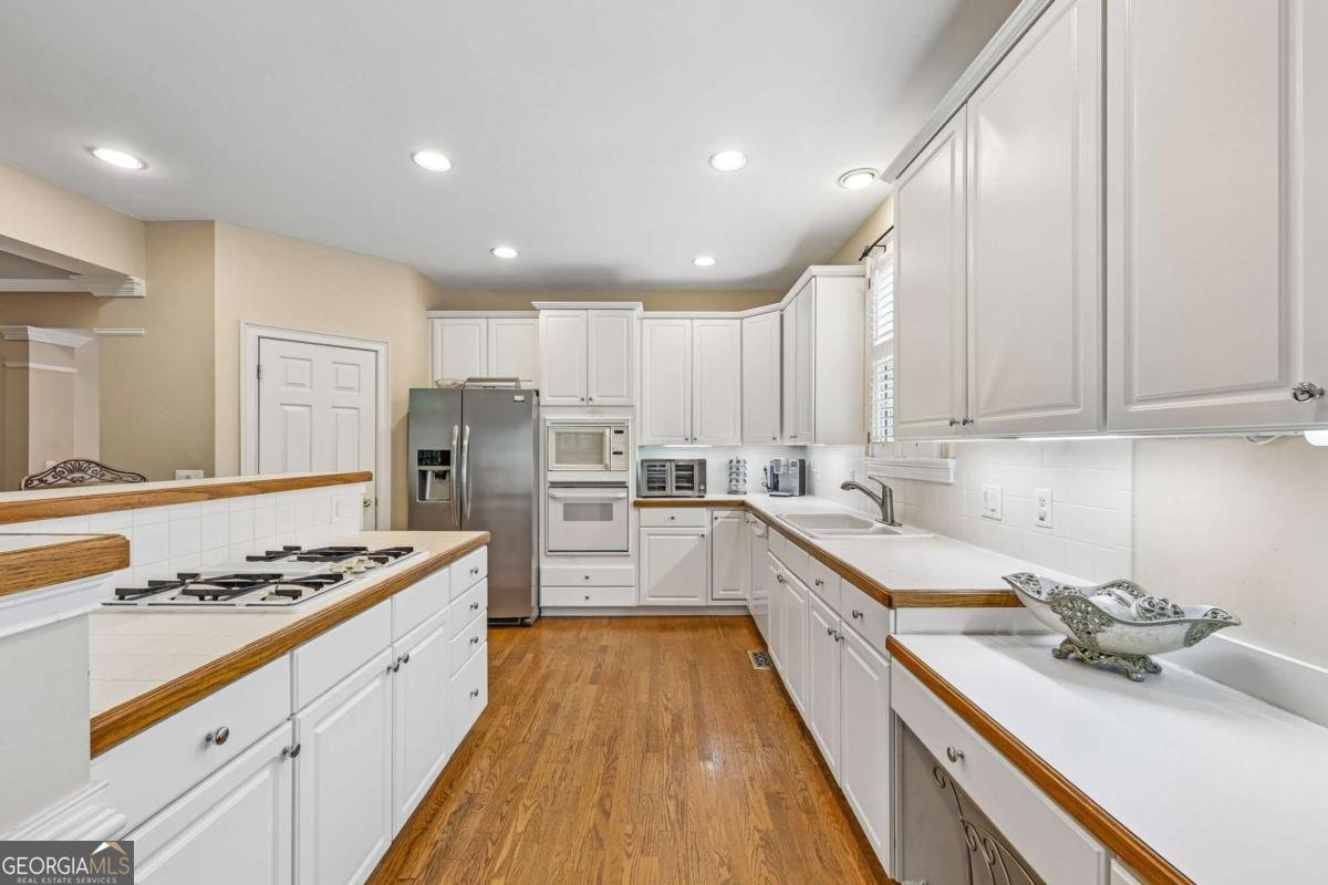 3645 Hickory Branch Trail Suwanee - Photo 19