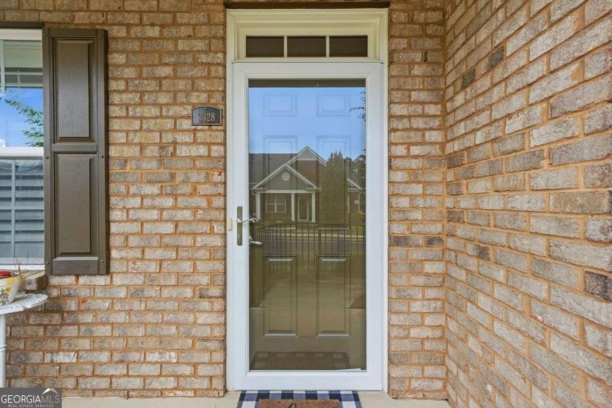 3328 Tree Ridge Court Buford - Photo 9