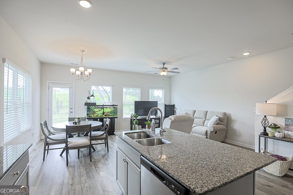 84 Regent Park Hoschton - Photo 9
