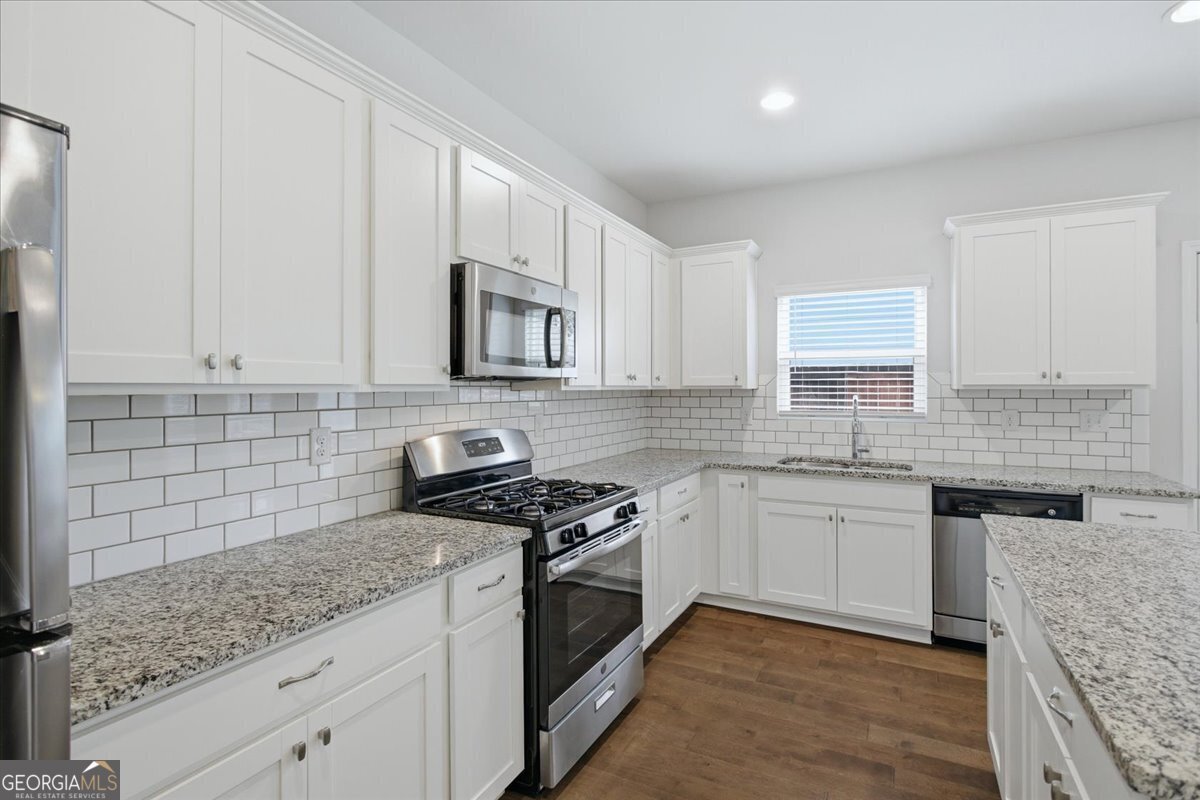 585 Summit Point Canton - Photo 10