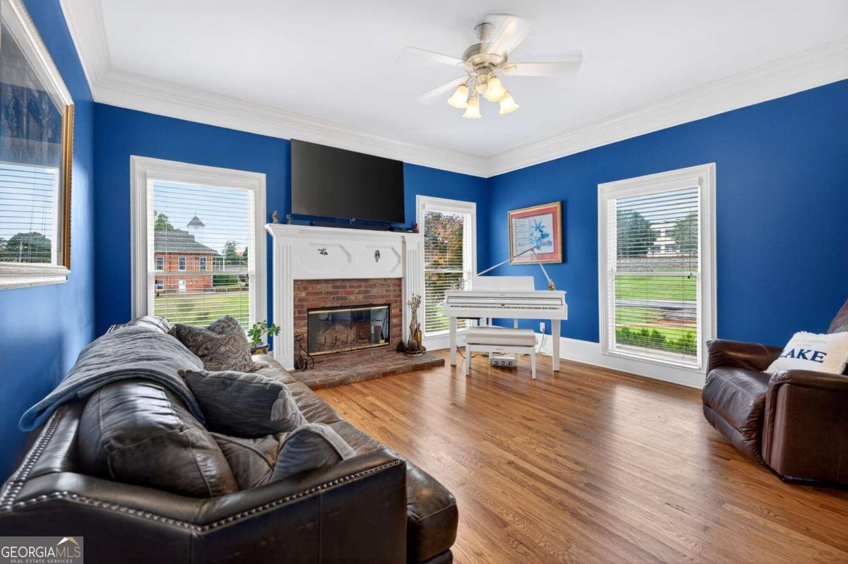 172 Shadburn Avenue Buford - Photo 9