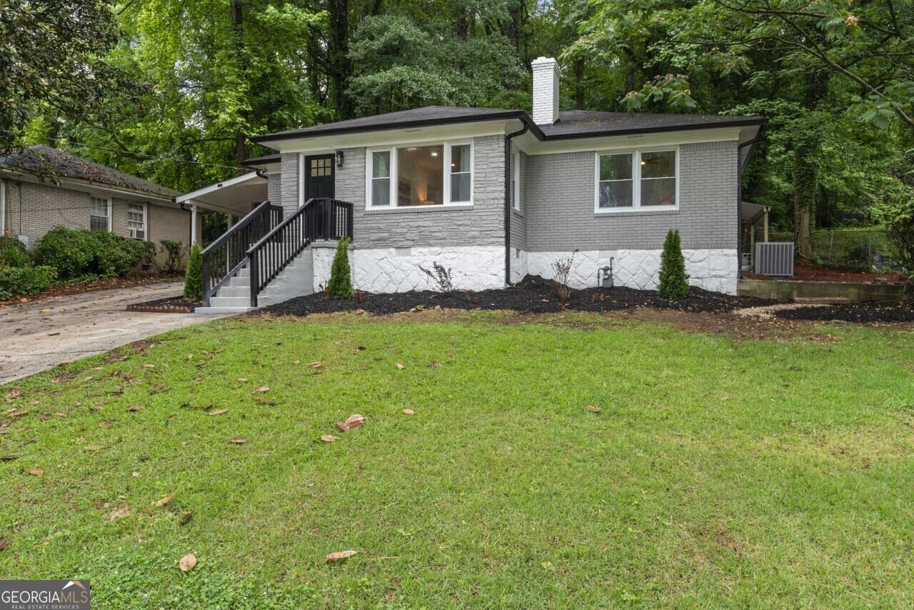 2200 Beecher Circle Atlanta - main photo