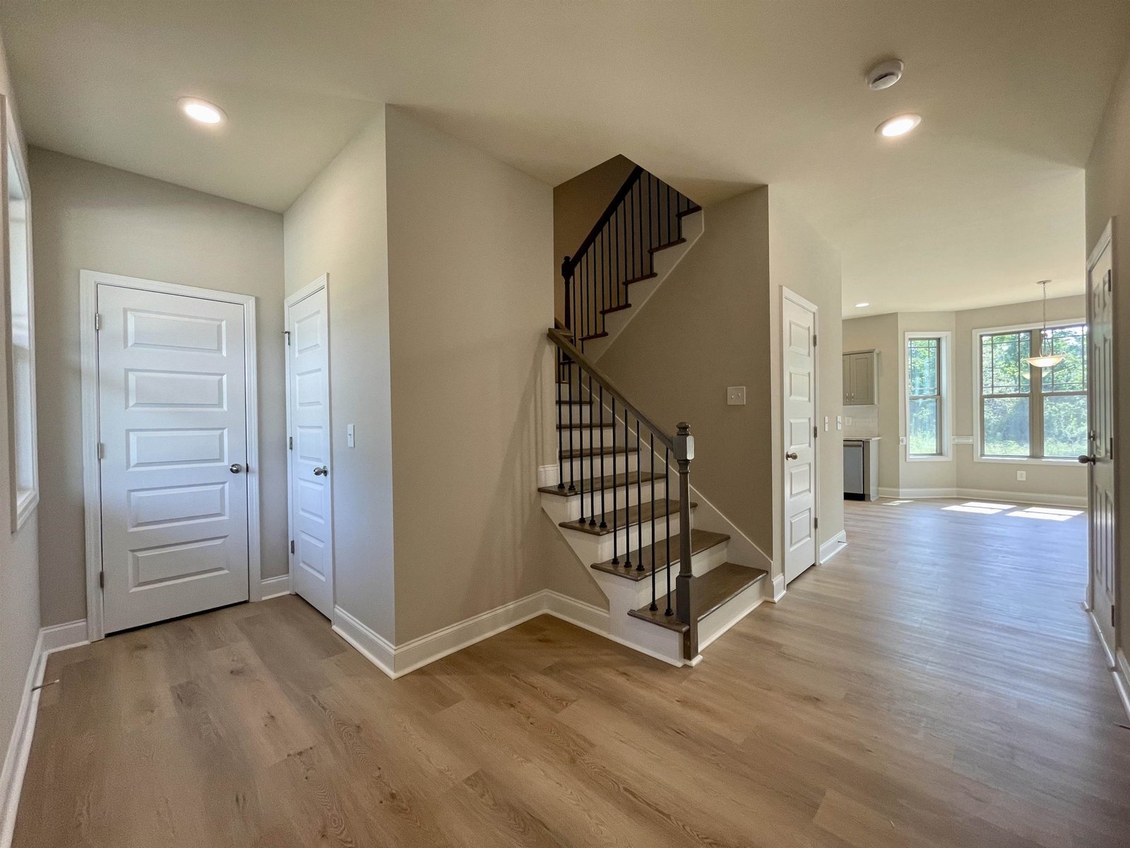 176 Country World Drive Macon - Photo 13