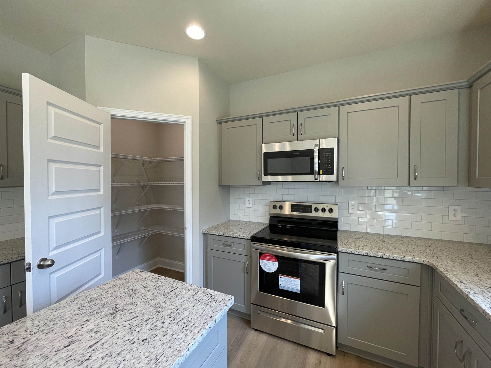 176 Country World Drive Macon - Photo 8
