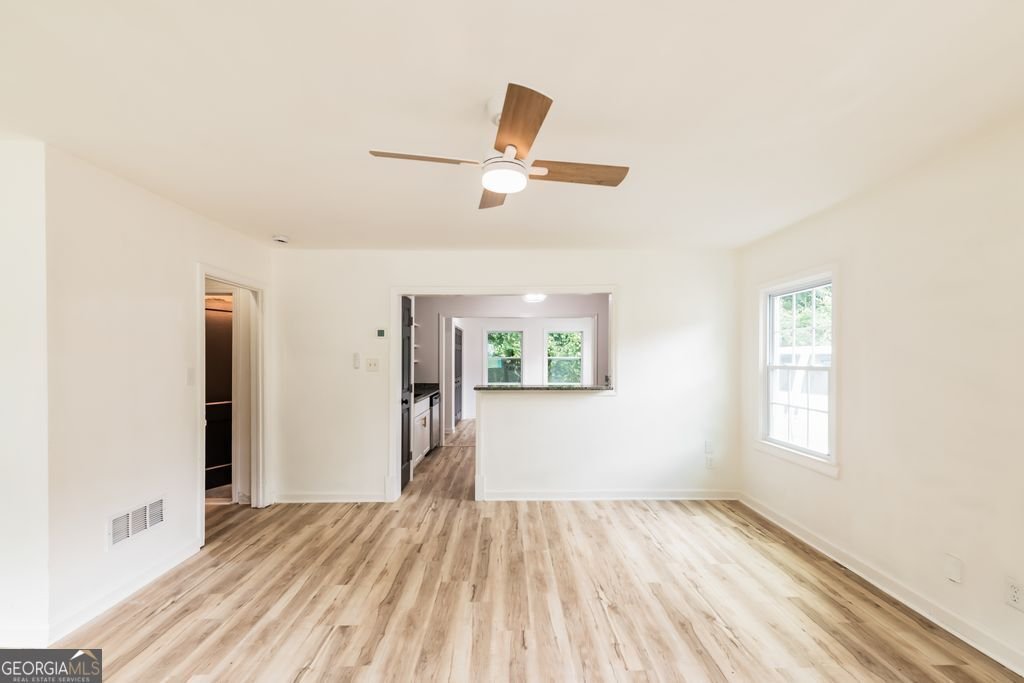 2266 Old Spring Road Smyrna - Photo 11