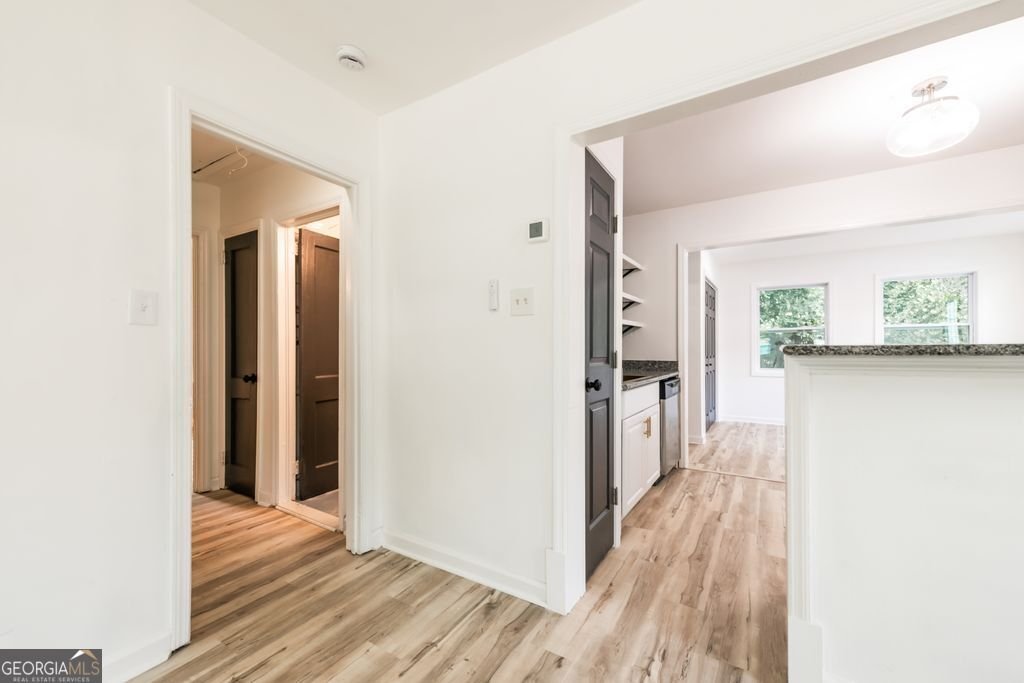 2266 Old Spring Road Smyrna - Photo 16