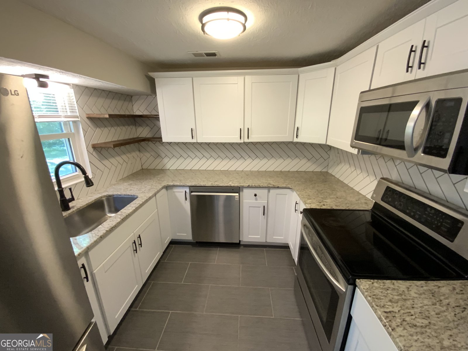4051 Yeager Road Douglasville - Photo 10